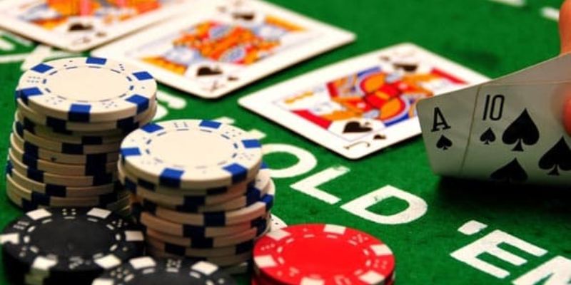 Chi tiết luật chơi game bài Poker cơ bản cho tân thủ 